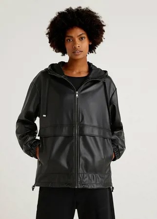 Кожаная куртка женская United Colors of Benetton 21A_2IVR536R3 черная 44 RU