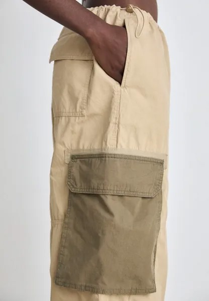 Брюки в стиле милитари HAFISON HUGO, цвет Open Beige