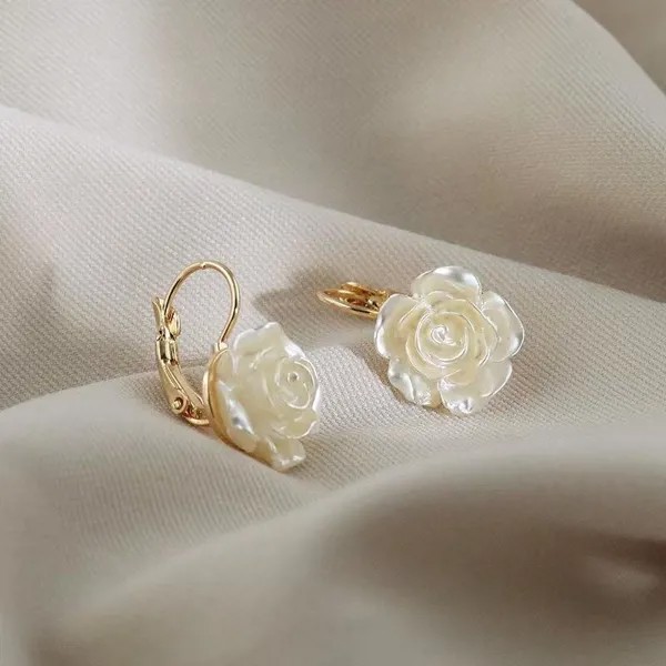 1 пара французская белая камелия кулон серьги дамы лето элегантный премиум золото кулон серьги вечеринка ювелирные изделия