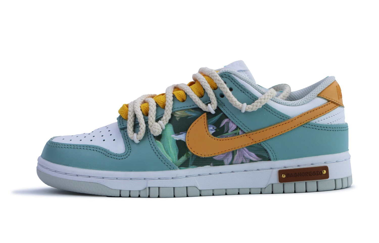 Кроссовки Nike Dunk Skateboarding Shoes Women's Low-top Gray/Yellow, зеленый