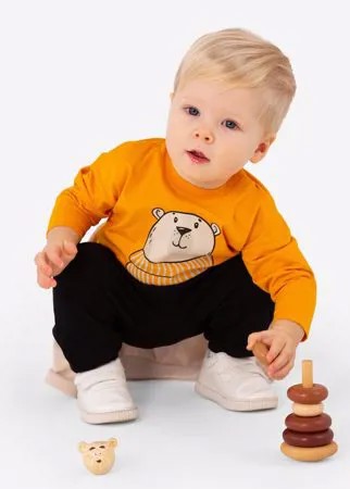 Жёлтый лонгслив oversize с принтом Kids need hugs для малыша Gloria Jeans