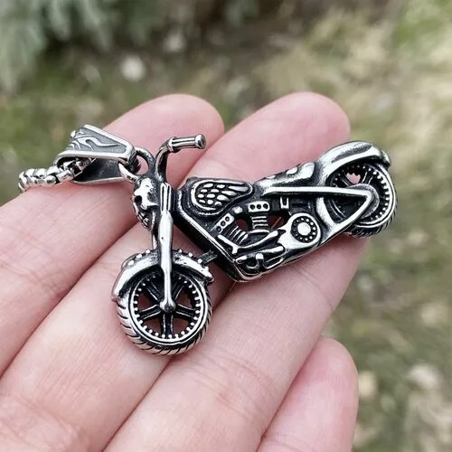 Колье Байк с черепом, длина 50 см, серебряный