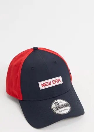 Темно-синяя кепка с красной вставкой New Era 9Forty-Темно-синий