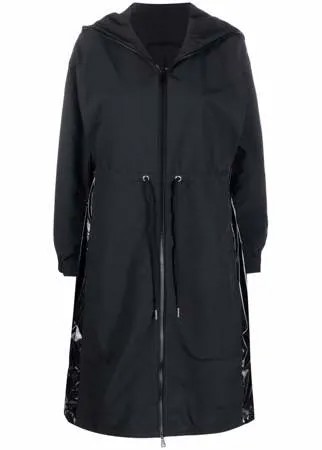 Moncler длинный плащ с кулиской и капюшоном