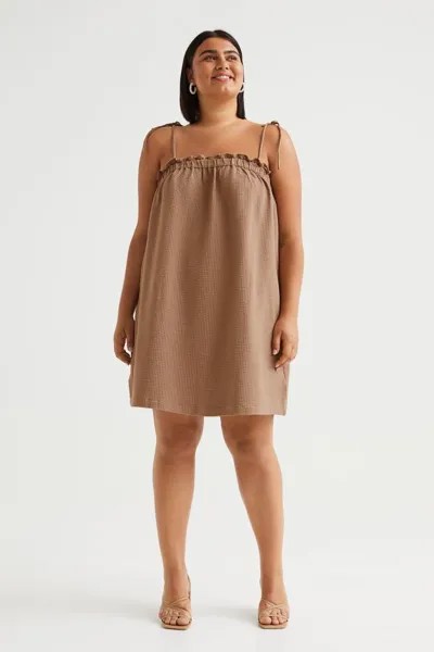 H&M+ Вафельное платье из джерси, темно-бежевый