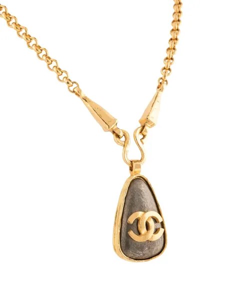 Chanel Pre-Owned колье 1997-го года с подвеской CC