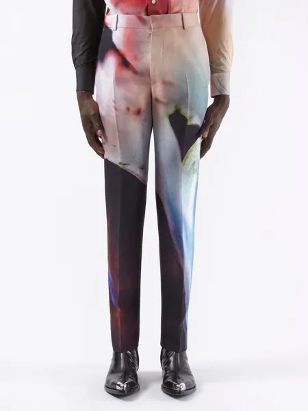 Костюмные брюки из твила solarized с цветочным принтом Alexander McQueen, черный