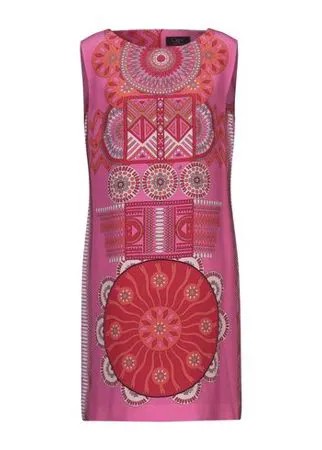 Короткое платье