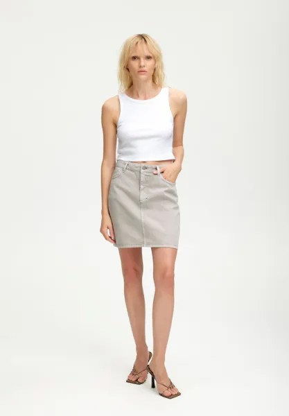 Топ DREWGZ CROPPED Gestuz, кремовый