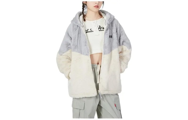 Женская куртка New Balance, цвет Beige
