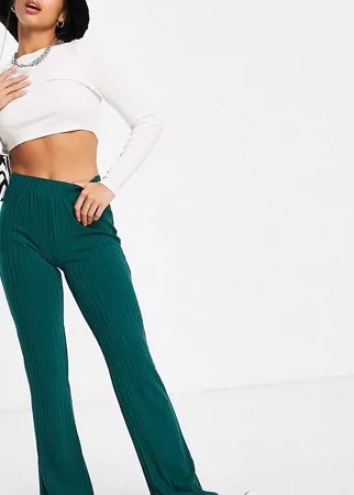 Эксклюзивные расклешенные брюки в рубчик темно-зеленого цвета Only Petite-Зеленый цвет