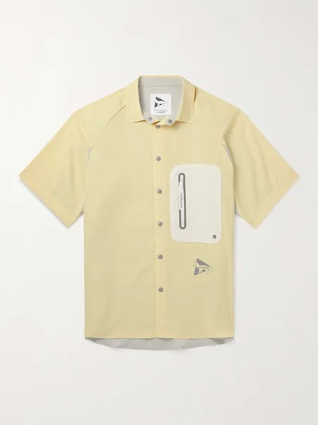 Рубашка из джерси и сетки Maison Kitsuné со вставками и логотипом AND WANDER, желтый