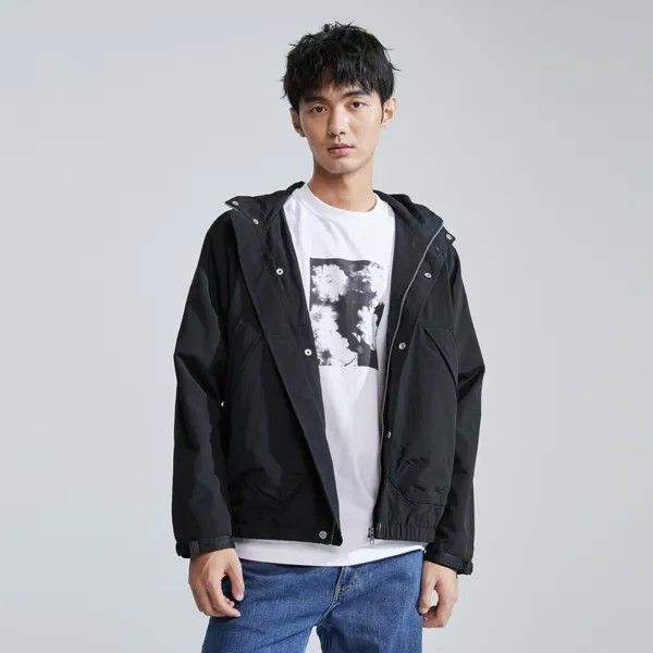 Куртка мужская спортивная Calvin Klein Jeans с капюшоном, черный