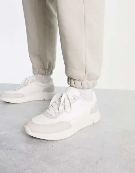 Бело-серые минимальные кроссовки для бега Truffle Collection