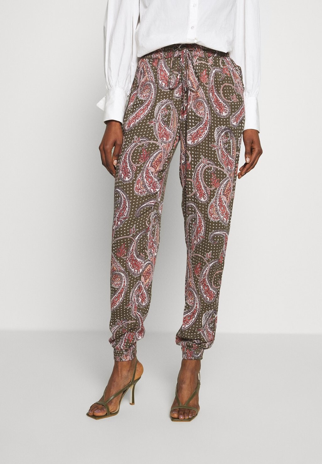 Брюки Kaffe Roka Amber Pants, виноградный лист