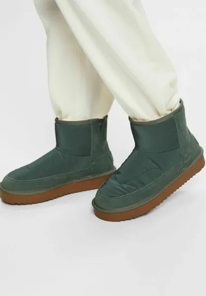 Ботинки Esprit, цвет emerald green