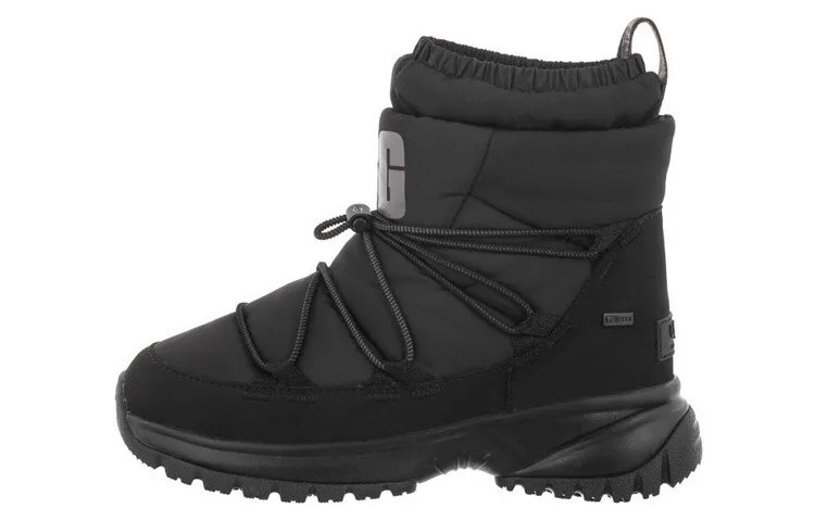 Утепленные ботинки с логотипом Ugg