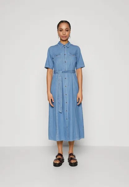 Джинсовое платье VMVIO SHIRT DRESS Vero Moda, цвет medium blue denim