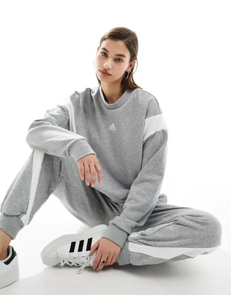 Серый спортивный костюм adidas Training adidas performance