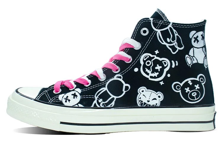 1970-е годы. Кеды унисекс с высоким берцем, белые/черные. Converse