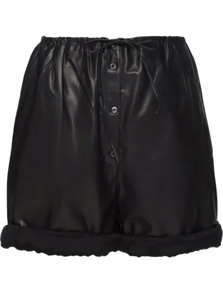 Prada кожаные шорты с завышенной талией, черный