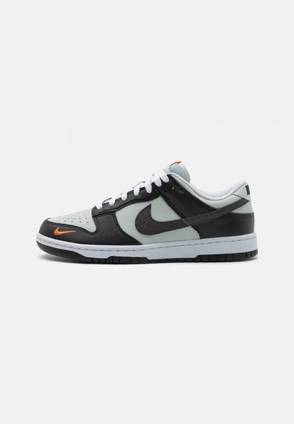 Кроссовки Nike Nike Dunk Unisex, черный / медовый ясень