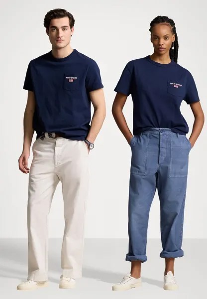 Футболки с принтом CLASSIC FIT POLO SPORT POCKET T-SHIRT UNISEX Ralph Lauren, темно-синий