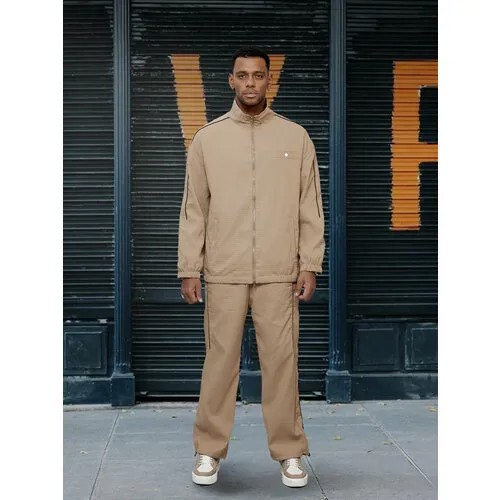 Костюм , размер XXL , бежевый