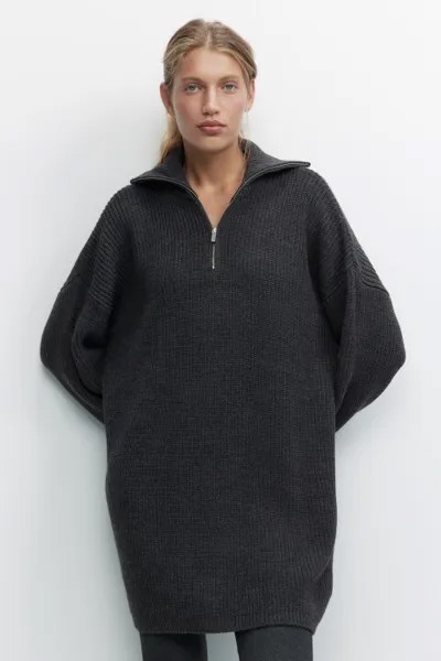 Платье-свитер мини вязаное с молнией на воротнике