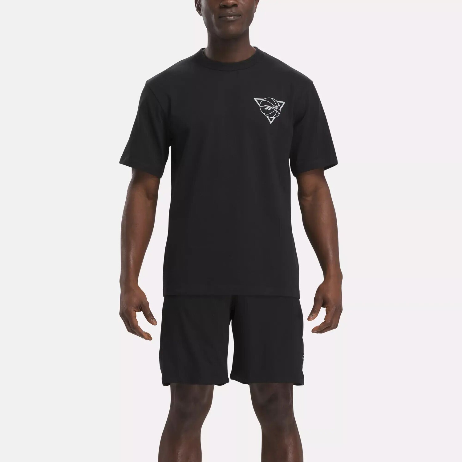 Баскетбольная сезонная футболка с рисунком Reebok, черный