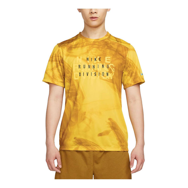 Футболка Nike Dri-FIT Run Division Rise 365 T-Shirt 'Yellow', желтый