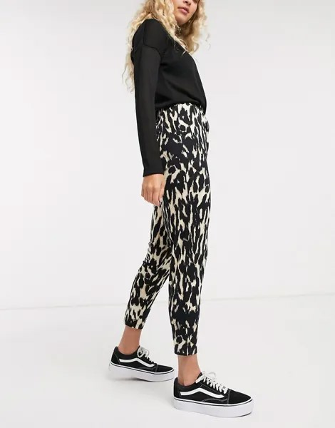 Брюки со звериным принтом ASOS DESIGN-Мульти