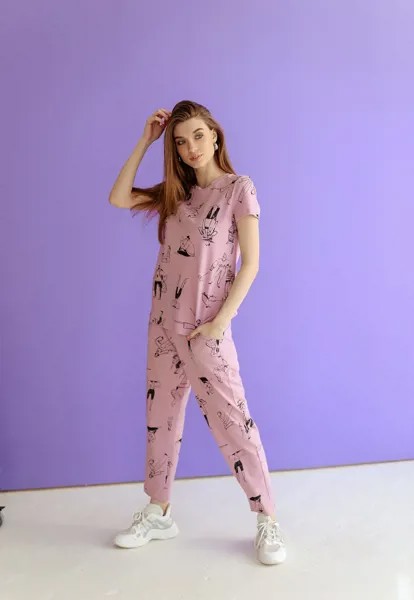 Костюм