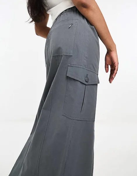 Темно-серая юбка макси с карго и карманами Miss Selfridge