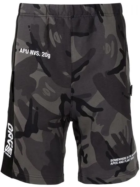 AAPE BY *A BATHING APE® шорты Ape Universe с камуфляжным принтом