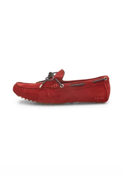 Туфли-лодочки Bata, цвет rot