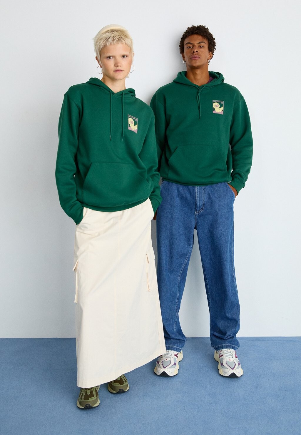 Толстовка RELAXED HOODIE UNISEX New Balance, темно-зеленый