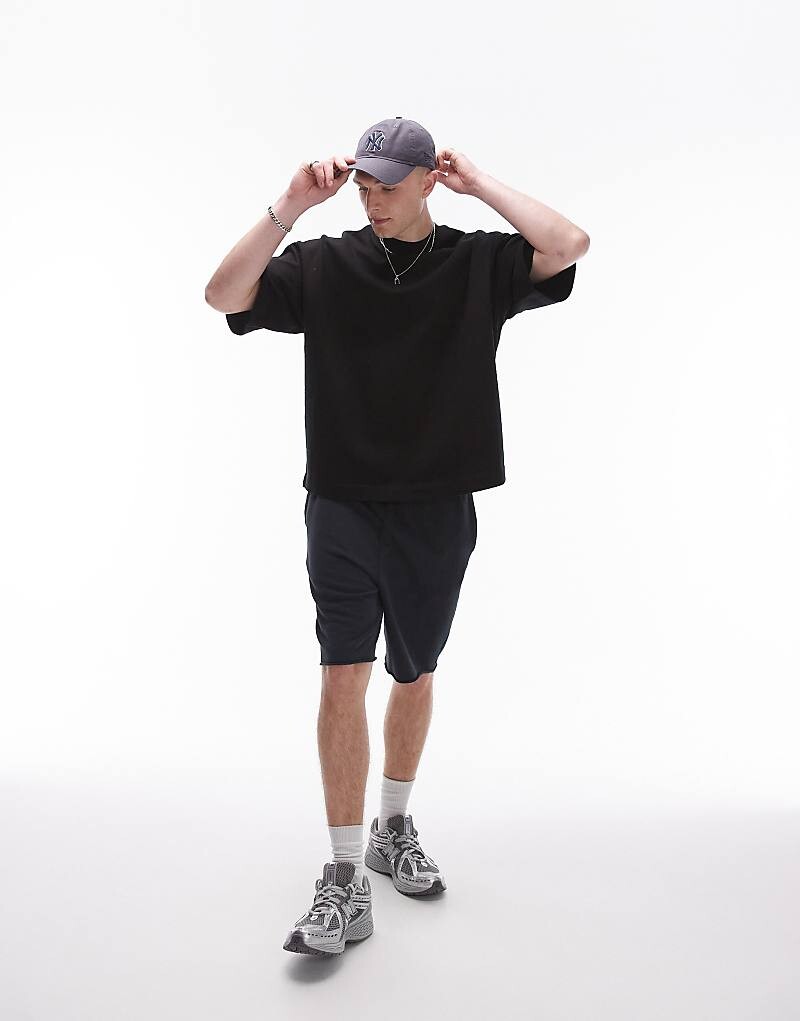 Topman – Premium – Черная футболка плотностью 370 г/м² свободного кроя и заниженной линией плеча
