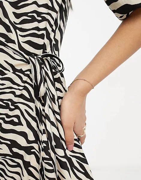 Платье миди с запахом Wednesday's Girl кремово-черного цвета с рисунком зебры