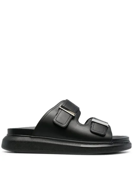 Alexander McQueen сандалии Oversized, черный