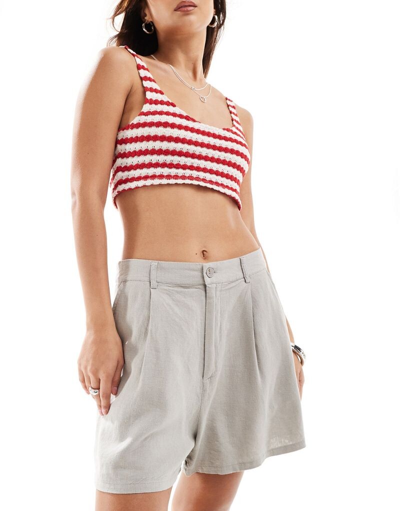 Песочные шорты из смесового льна Pull&Bear
