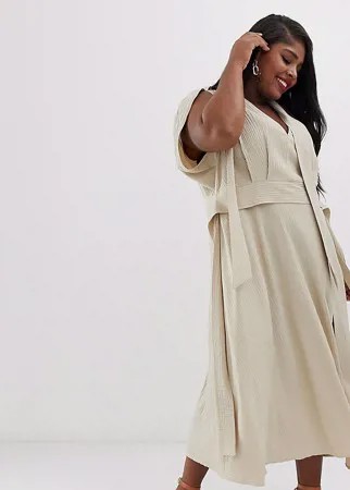 Фактурное платье макси с глубоким вырезом и рукавами-кейп ASOS DESIGN Curve-Neutral