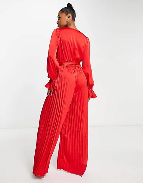 Красный атласный комбинезон с широкими штанинами и поясом In The Style