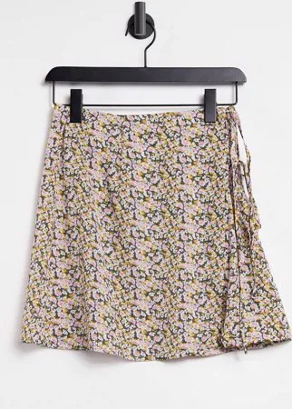 Эксклюзивная пляжная мини-юбка с запахом, завязками и цветочным принтом Fashion Union-Многоцветный