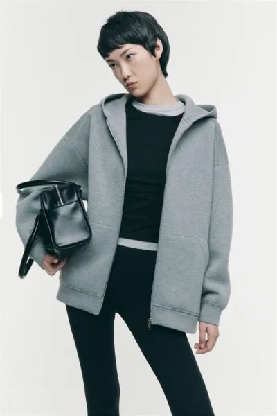 Худи oversize на молнии из неопрена