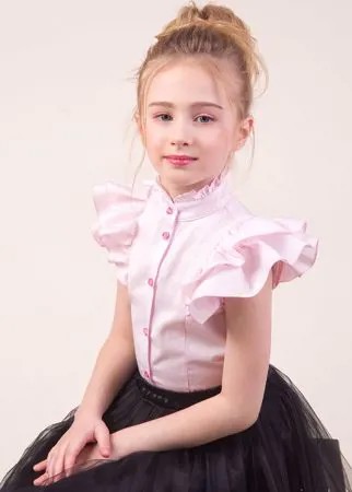 Блузка розового цвета с коротким рукавом-двойным воланом 
