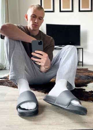 Домашние шлепанцы из сохраняющего форму пеноматериала ASOS DESIGN-Серый