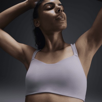 Спортивный бюстгальтер Nike Zenvy Strappy, цвет Light Violet Ore/White