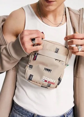 Бежевая сумка для полетов со сплошным принтом-логотипом Tommy Jeans-Нейтральный