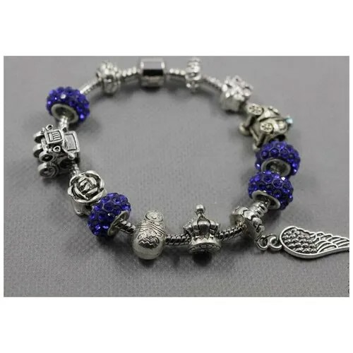 Браслет-цепочка Handinsilver ( Посеребриручку ) Браслет с шармами на основе из бижутерной стали, стекло, муранское стекло, стразы, 1 шт., размер 22 см, синий